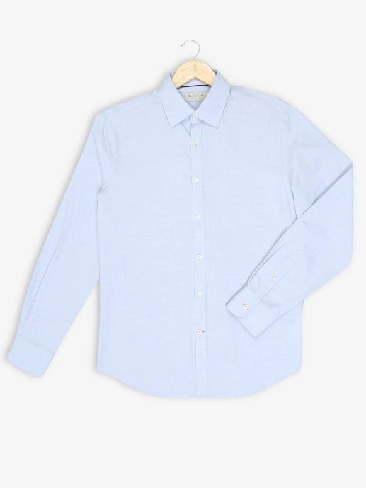 Regular full sleeve sport shirt with spread collar